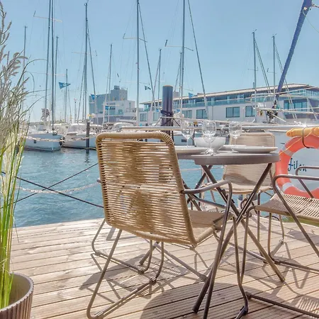 Hausboot - Kleine Auszeit *