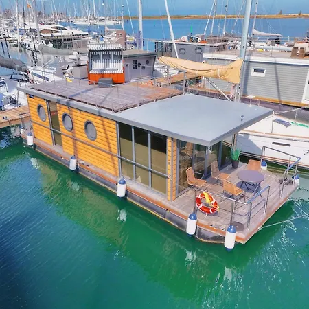 Hausboot - Kleine Auszeit * Heiligenhafen